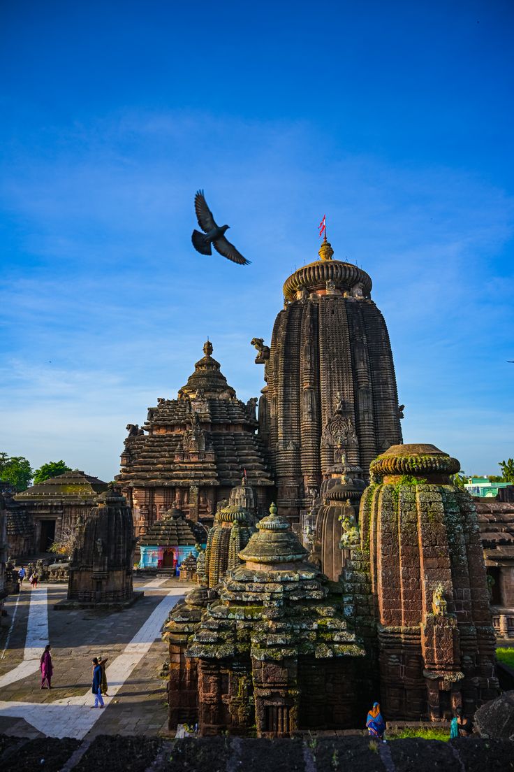 ancient beauty of lingaraj temple, bhubaneswar